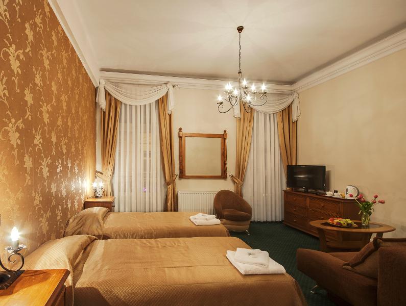 Hotel Yarden By Artery Hotels Krakow Bagian luar foto